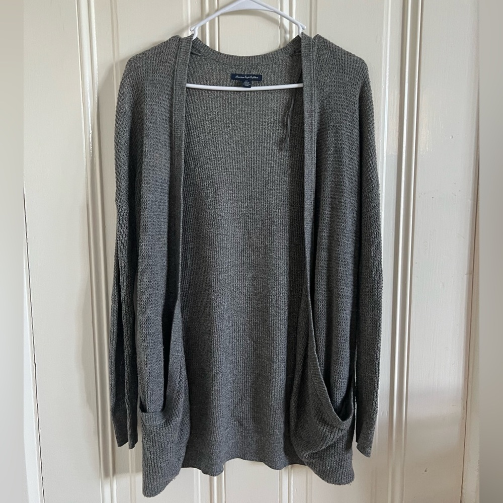 American Eagle sweater